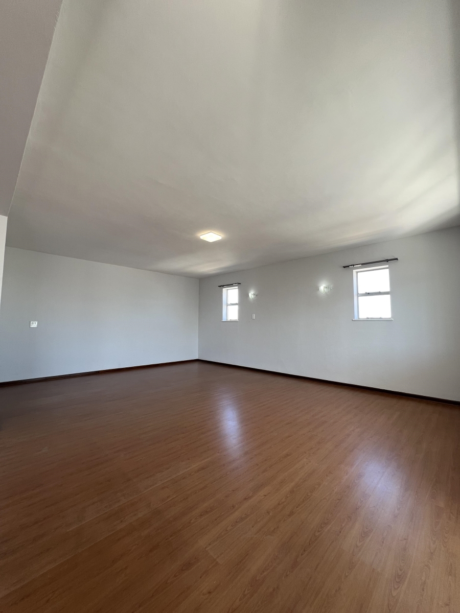 To Let 4 Bedroom Property for Rent in Van Ryneveld Western Cape